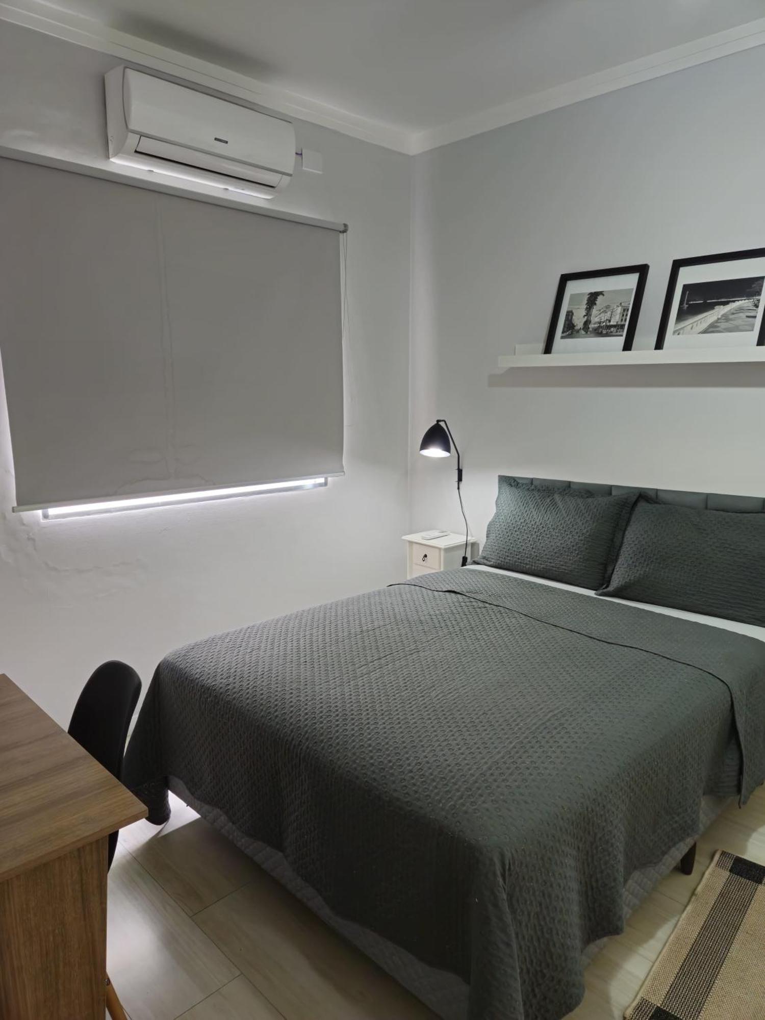 Em Na Ponta Da Apartment Santos (Sao Paulo)